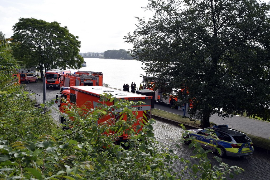 Schiff 1 Koeln in Hoehe der Koelner Zoobruecke P207.JPG - Miklos Laubert